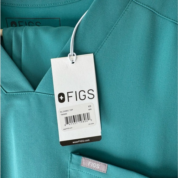 NWT Men's Cactus Chisec™ - Three-Pocket Scrub Top - XS in Cactus - Picture 5 of 5